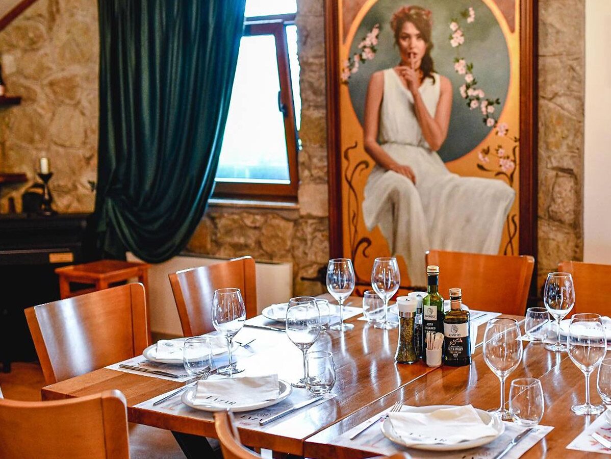 Wine & Dine